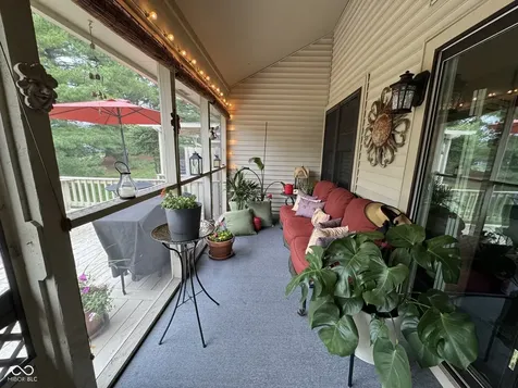 353 Carriage Lane Franklin IN 46131