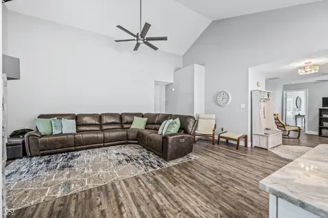 353 Carriage Lane Franklin IN 46131