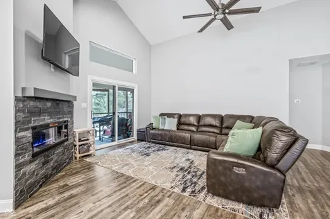 353 Carriage Lane Franklin IN 46131