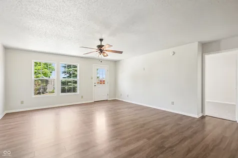 503 Bourneside Drive Greenfield IN 46140