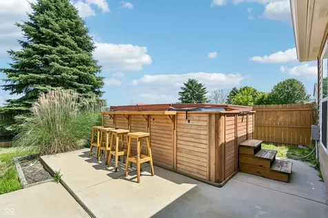 503 Bourneside Drive Greenfield IN 46140