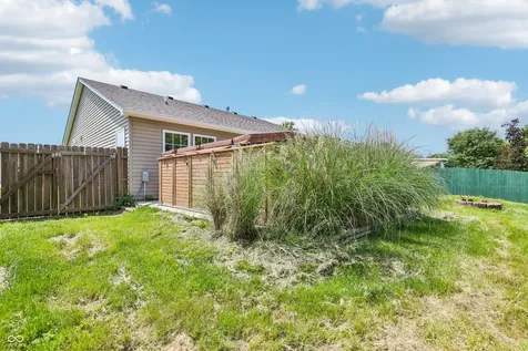 503 Bourneside Drive Greenfield IN 46140