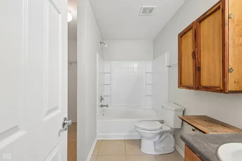 503 Bourneside Drive Greenfield IN 46140