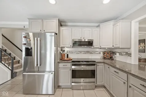10655 E 98th Street Fishers IN 46037