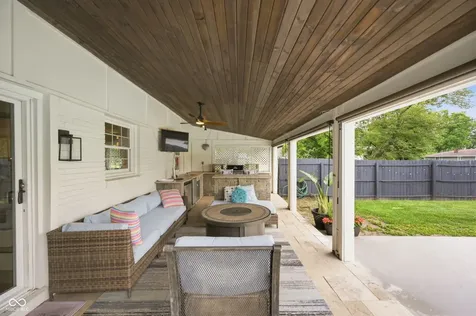 10655 E 98th Street Fishers IN 46037