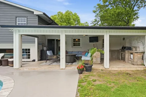 10655 E 98th Street Fishers IN 46037