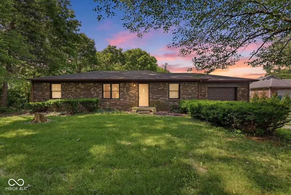 4661 N Frontage Road Fairland IN 46126