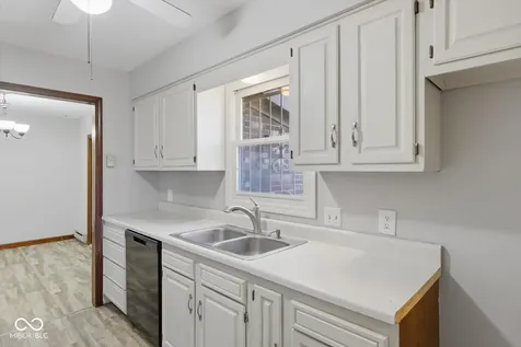 4661 N Frontage Road Fairland IN 46126