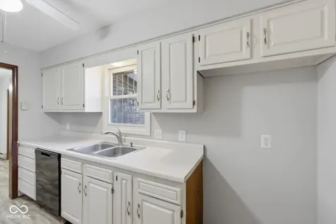 4661 N Frontage Road Fairland IN 46126