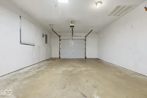 4661 N Frontage Road Fairland IN 46126