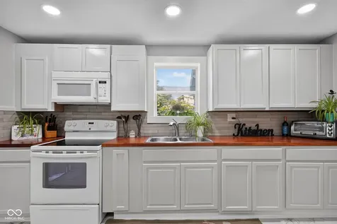 404 N Grant Avenue Indianapolis IN 46201