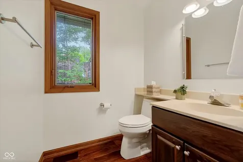 10712 Sand Key Circle Indianapolis IN 46256