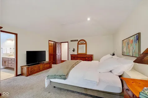 10712 Sand Key Circle Indianapolis IN 46256
