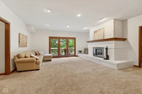 10712 Sand Key Circle Indianapolis IN 46256
