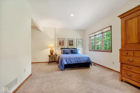 10712 Sand Key Circle Indianapolis IN 46256