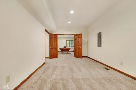 10712 Sand Key Circle Indianapolis IN 46256