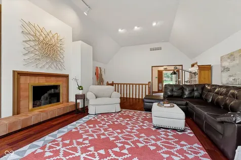 10712 Sand Key Circle Indianapolis IN 46256