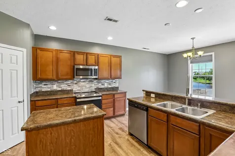 12447 Wolverton Way Fishers IN 46037
