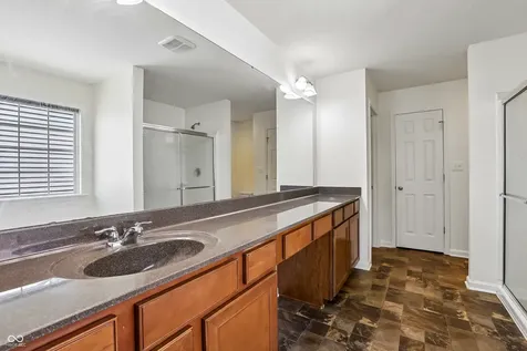12447 Wolverton Way Fishers IN 46037