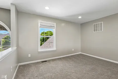 12447 Wolverton Way Fishers IN 46037