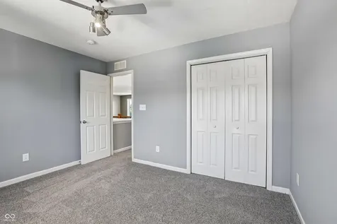 12447 Wolverton Way Fishers IN 46037