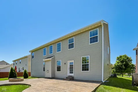12447 Wolverton Way Fishers IN 46037