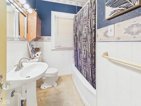 201 E 38th Street Anderson IN 46013