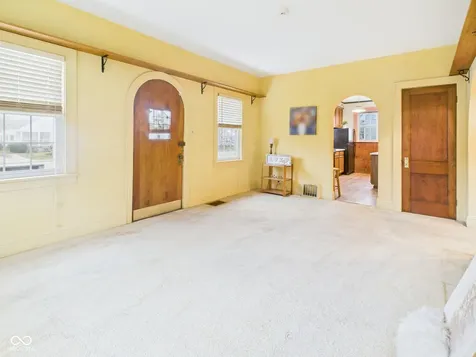 201 E 38th Street Anderson IN 46013