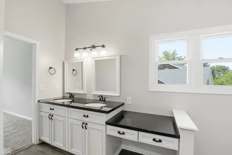 10325 Blue Fin Drive Indianapolis IN 46256