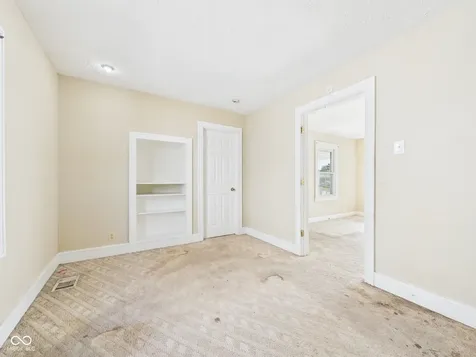 705 E 27th Street Anderson IN 46016