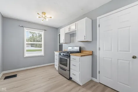 1902 N Bancroft Street Indianapolis IN 46218