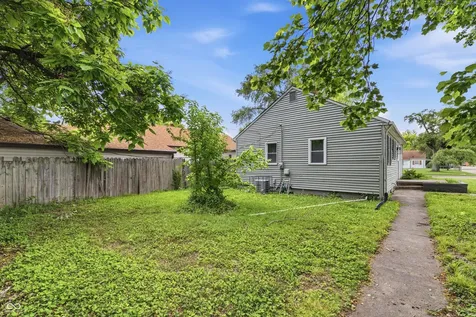 1902 N Bancroft Street Indianapolis IN 46218