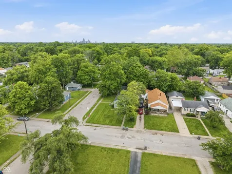 1902 N Bancroft Street Indianapolis IN 46218