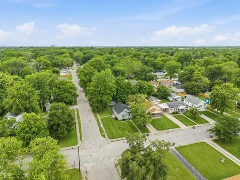 1902 N Bancroft Street Indianapolis IN 46218
