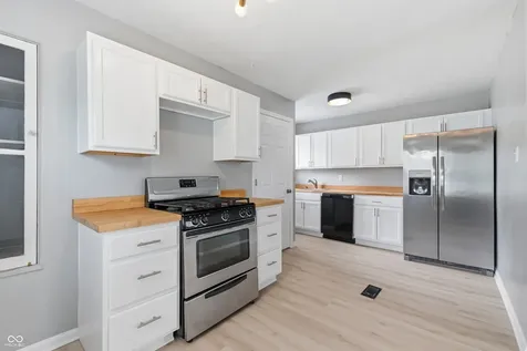 1902 N Bancroft Street Indianapolis IN 46218