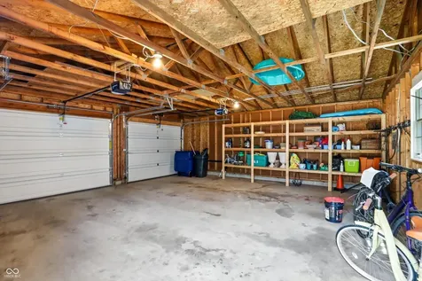 810 W Pine Street Zionsville IN 46077