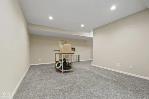 10335 Ridge Line Court Indianapolis IN 46236