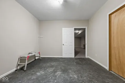 10335 Ridge Line Court Indianapolis IN 46236