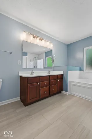 10335 Ridge Line Court Indianapolis IN 46236