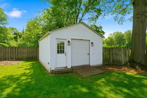 7639 Indian Lake Road Indianapolis IN 46236