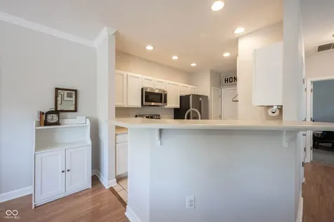 1112 Shadow Ridge Road Indianapolis IN 46280