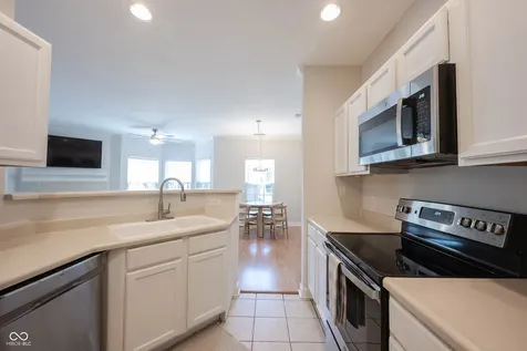 1112 Shadow Ridge Road Indianapolis IN 46280