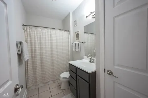 1112 Shadow Ridge Road Indianapolis IN 46280