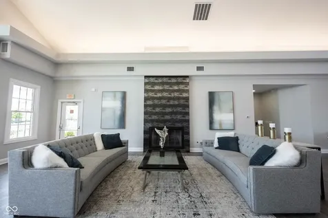 1112 Shadow Ridge Road Indianapolis IN 46280