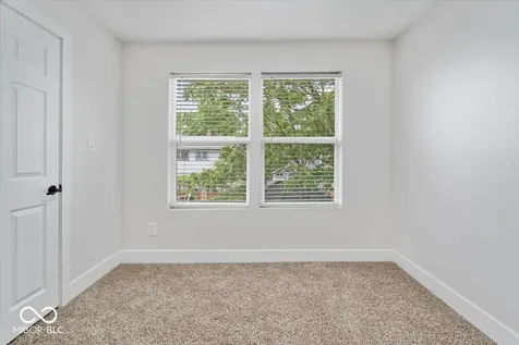 1141 Dawson Street Indianapolis IN 46203