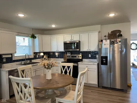 1511 Coen Court Columbus IN 47201