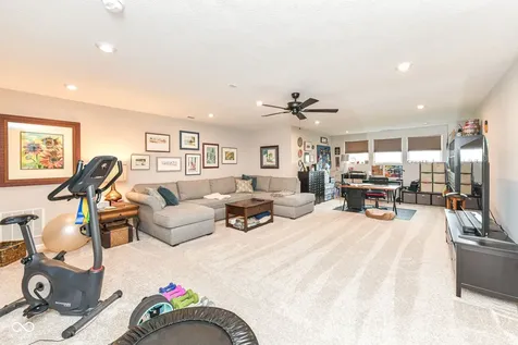 927 Tuxedo Drive Westfield IN 46074