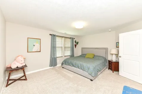 927 Tuxedo Drive Westfield IN 46074