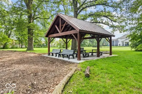 5540 Aspen Wood Lane Indianapolis IN 46239