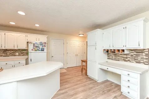 4257 W Summerhaven Drive New Palestine IN 46163